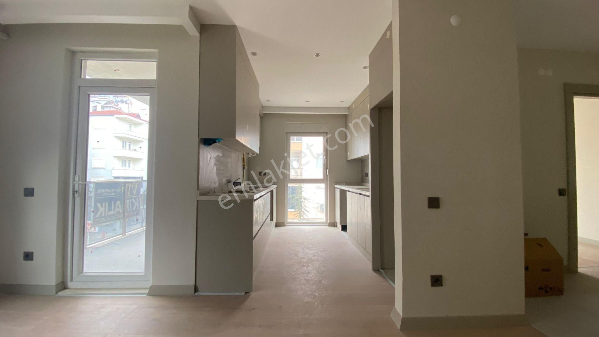 Vip Gayrimenkul'den Çarşı Merkezinde Kiralık 2+1 Sıfır Daire - Görsel 8