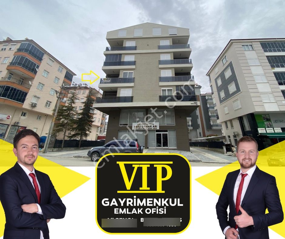 Vip Gayrimenkul'den Çarşı Merkezinde Kiralık 2+1 Sıfır Daire