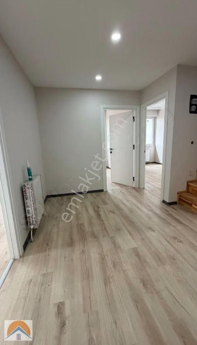 Ekşioğlu Mh. De Üst Dubleks 5 +1 Odali 180m2 - Görsel 10