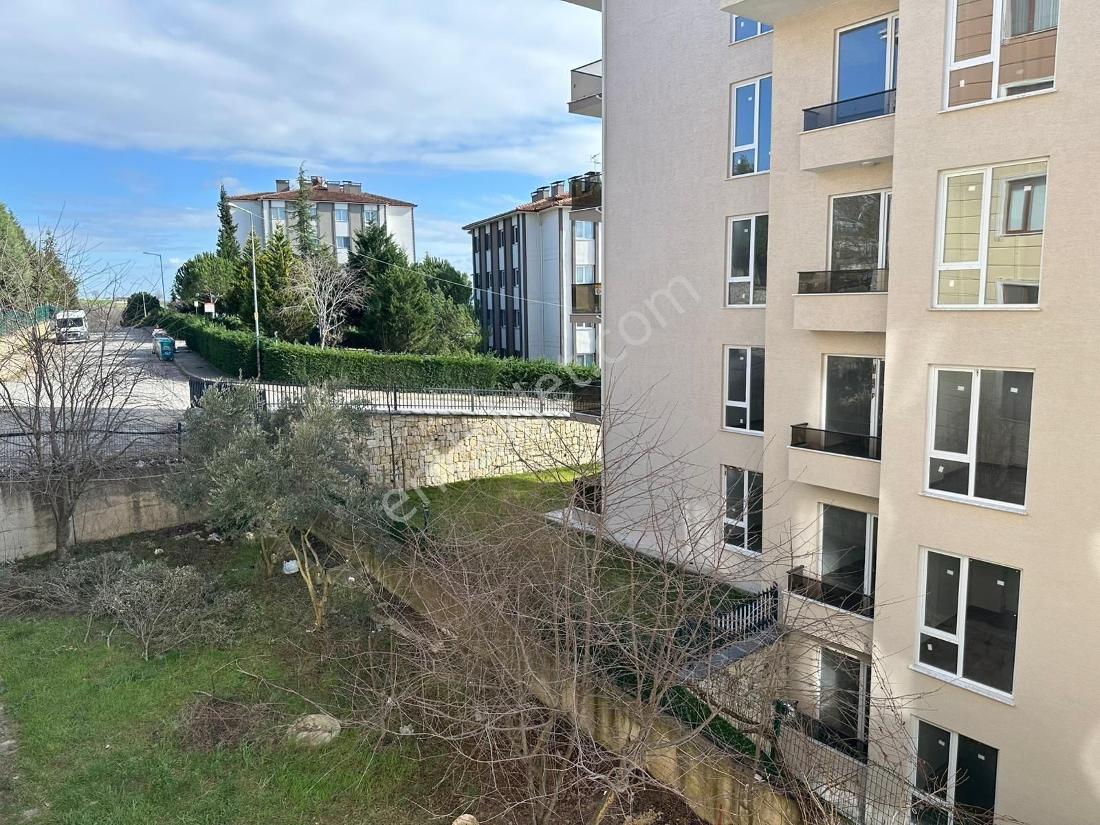 Korucuk Toki Okulu Karşısında Kiralık 3+1 Ara Kat Daire - Tg - Görsel 24