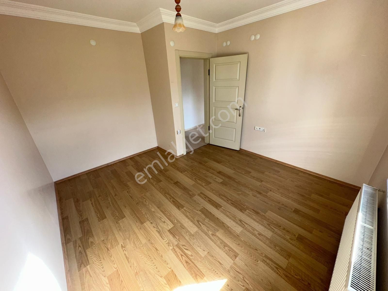 Korucuk Toki Okulu Karşısında Kiralık 3+1 Ara Kat Daire - Tg - Görsel 17