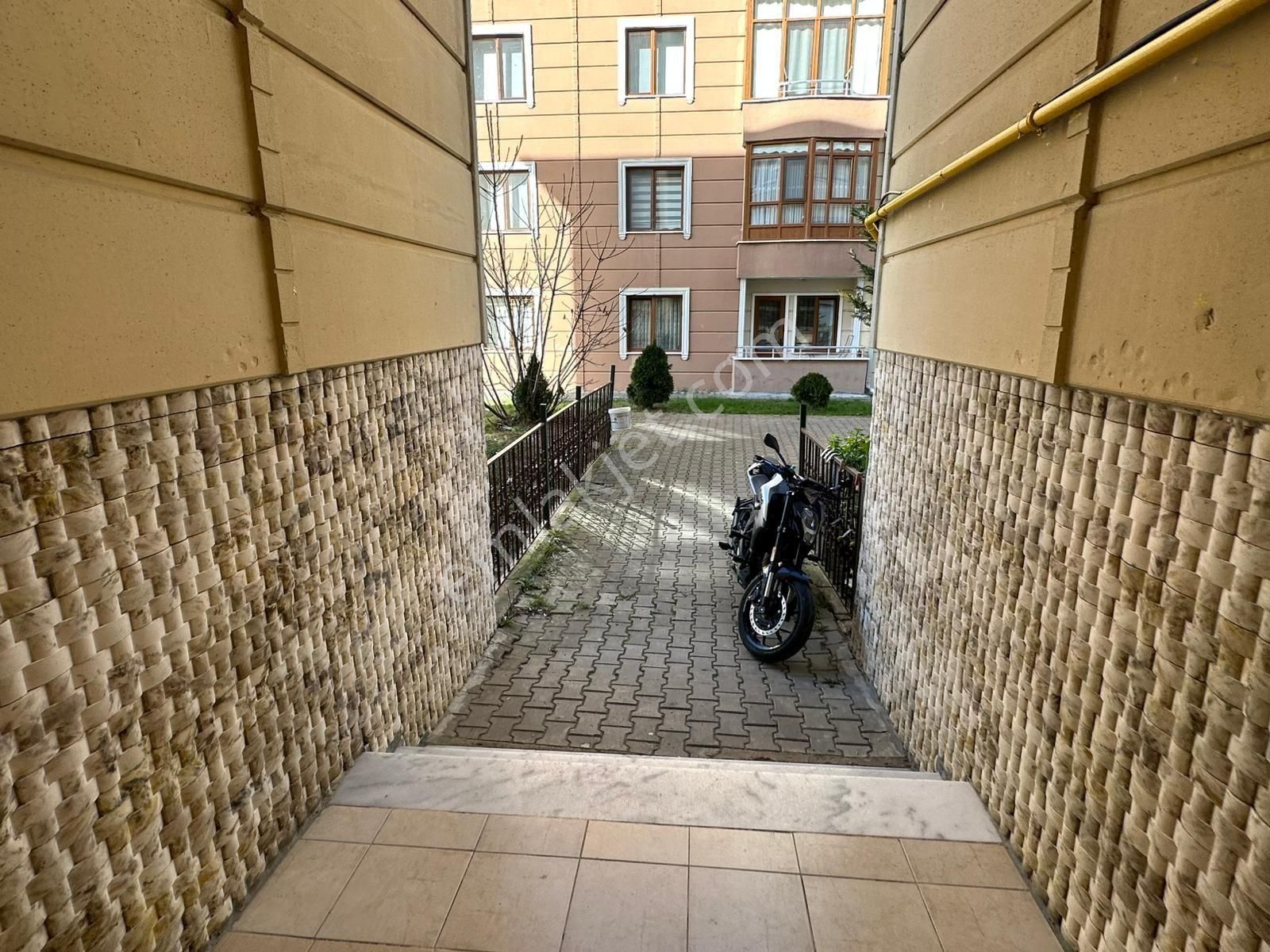 Korucuk Toki Okulu Karşısında Kiralık 3+1 Ara Kat Daire - Tg - Görsel 4