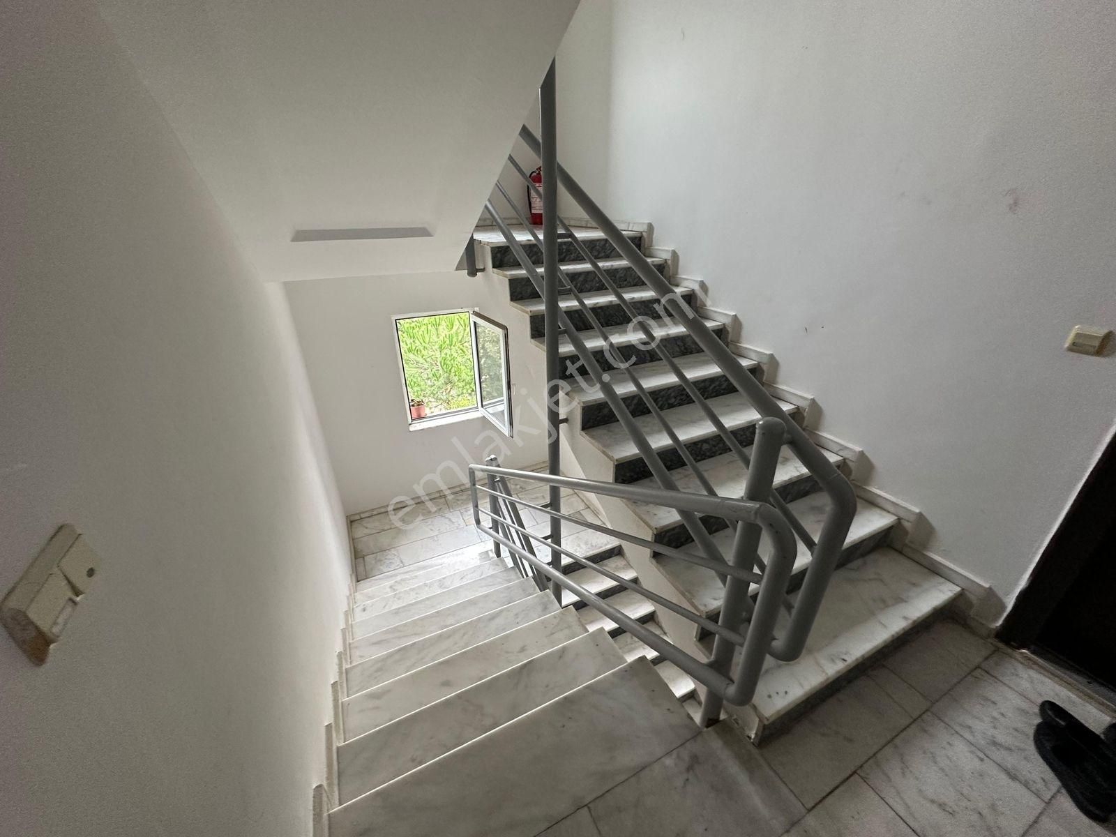 Korucuk'ta Kiralık 3+1 Ara Kat Daire - Turgut Gayrimenkul - Görsel 11