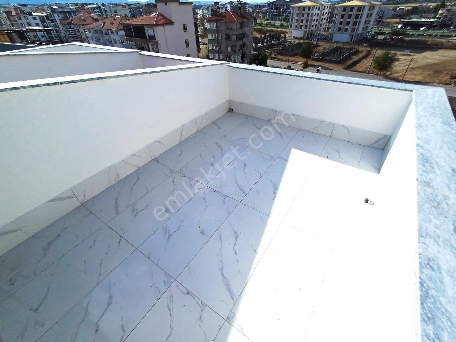 Aygülden Burhaniye'de ‼dubleks Alana 2+1 Daire Hediye Sıfır Teraslı Çift Mutfaklı Doğalgazlı Dubleks - Görsel 33