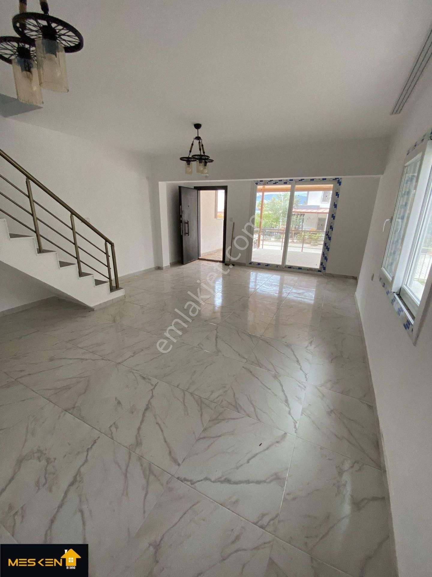 Didim Fevzipaşa'da Plaja 100 Metre Bakımlı Villa - Görsel 2