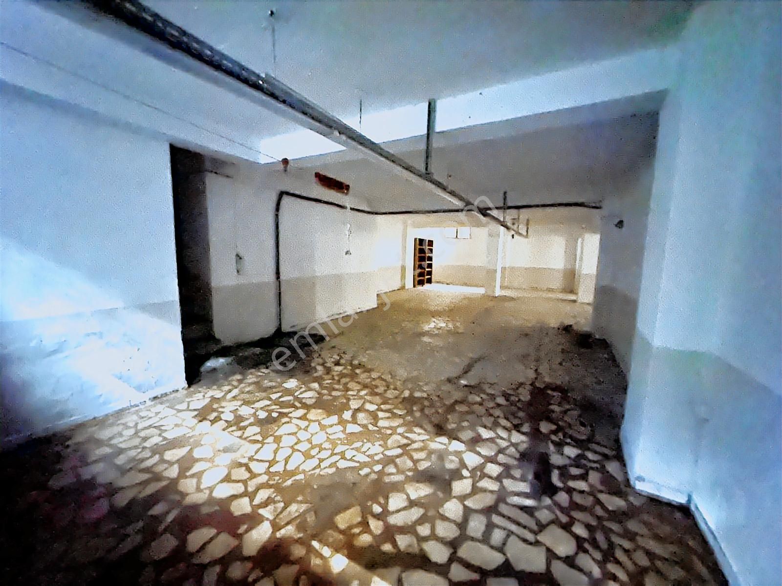 Yatırımlık Kupon 500 M2 Satılık Dükkan - Görsel 9