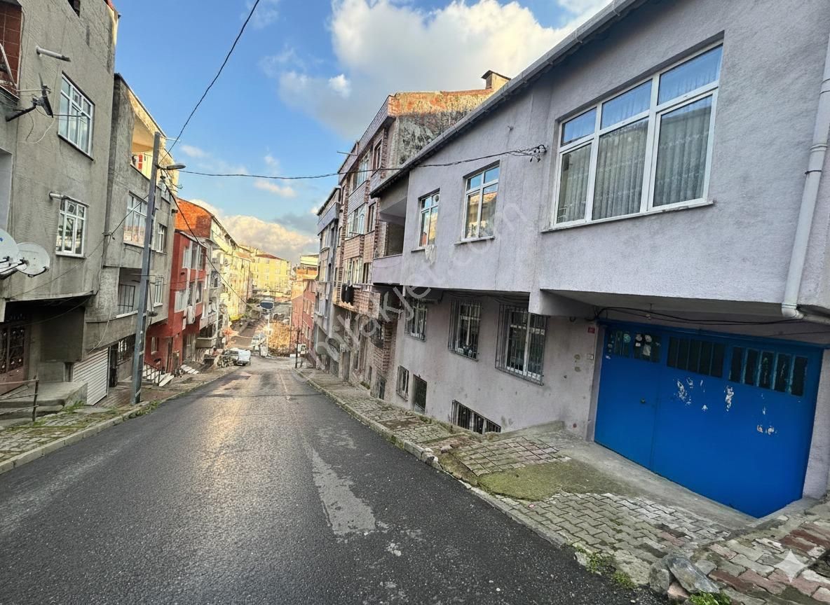 Karayolları Mah. Metroya,hastaneye,avrupa Kon. 5 Dk Satılık Bina - Görsel 3