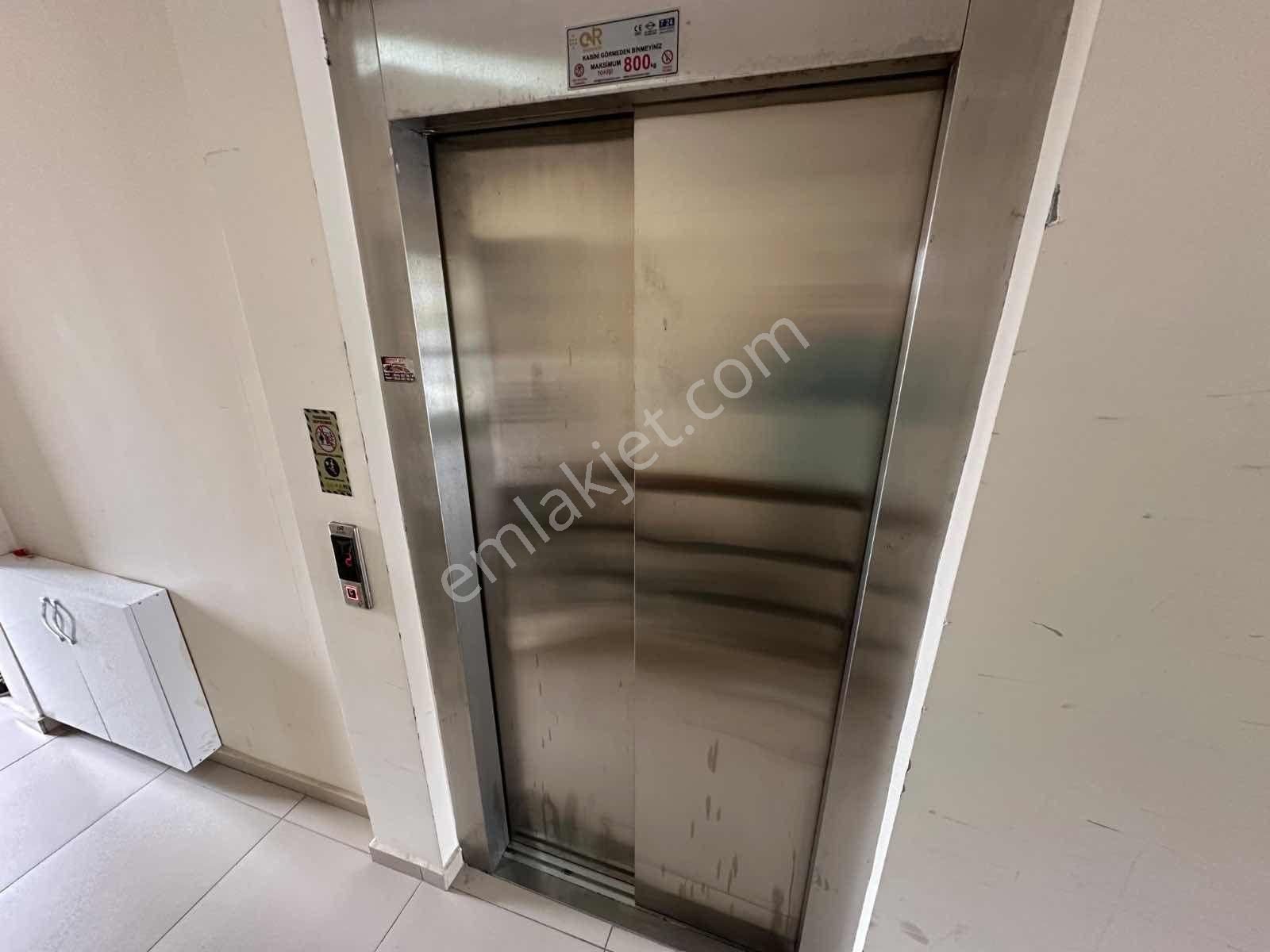 Korucuk Merkezde Kiralık 1+1 Ara Kat Daire - Turgut Gayrimenkul - Görsel 6