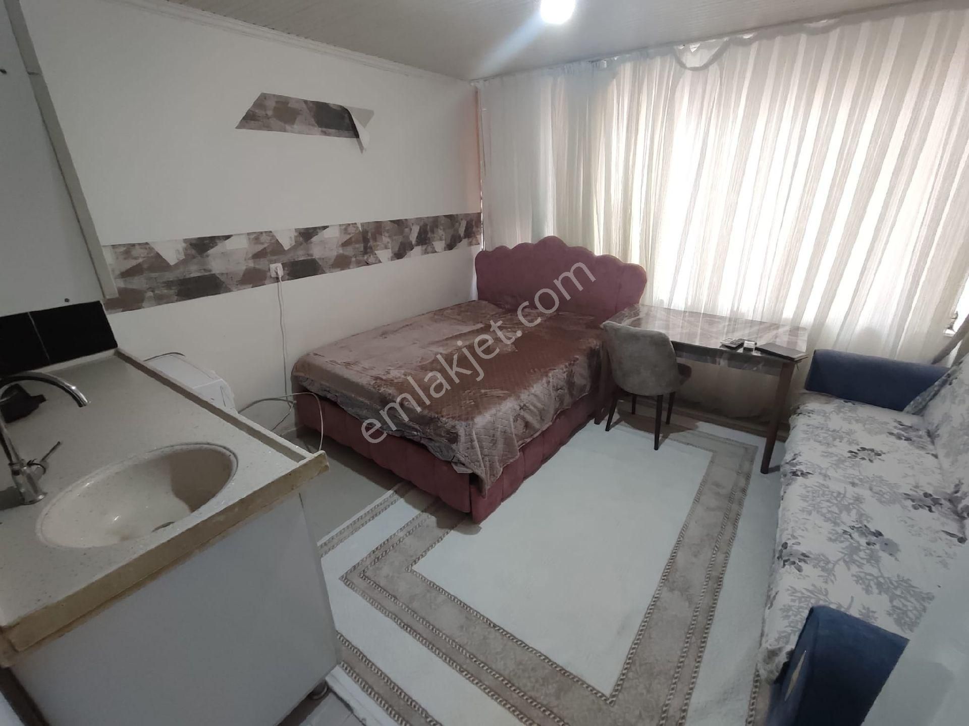 Beyaz Evler Mahallesi Eşyalı Daire 1+0 - Görsel 7