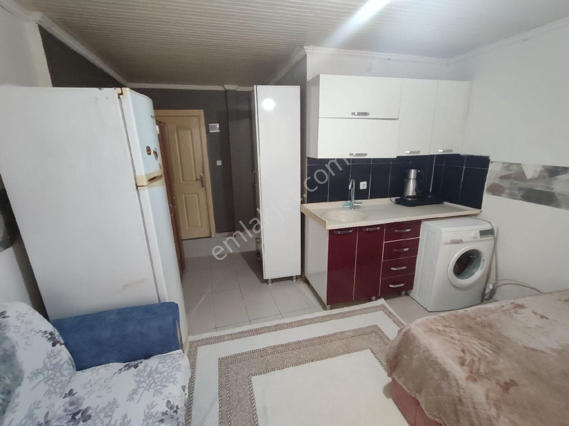 Beyaz Evler Mahallesi Eşyalı Daire 1+0 - Görsel 3