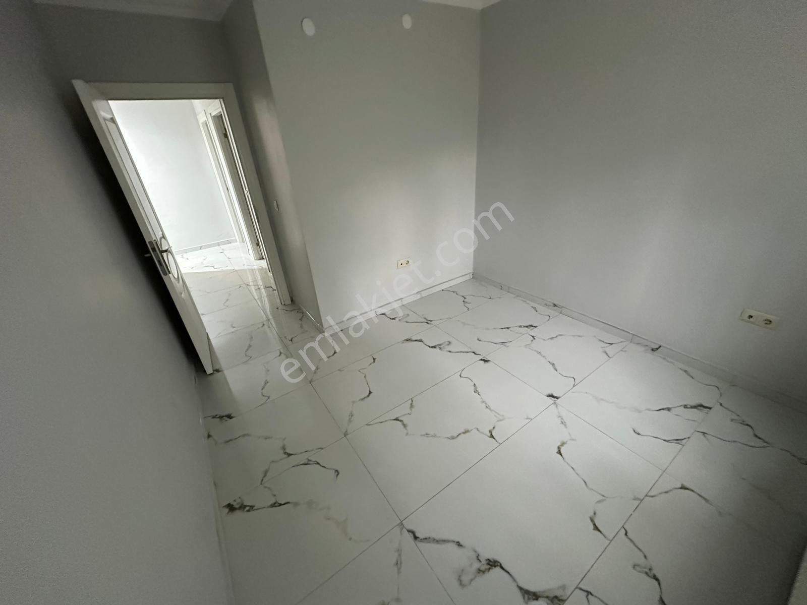 Korucuk Merkez'de Kiralık 3+1 İçi Yenilemiş Daire - Görsel 7