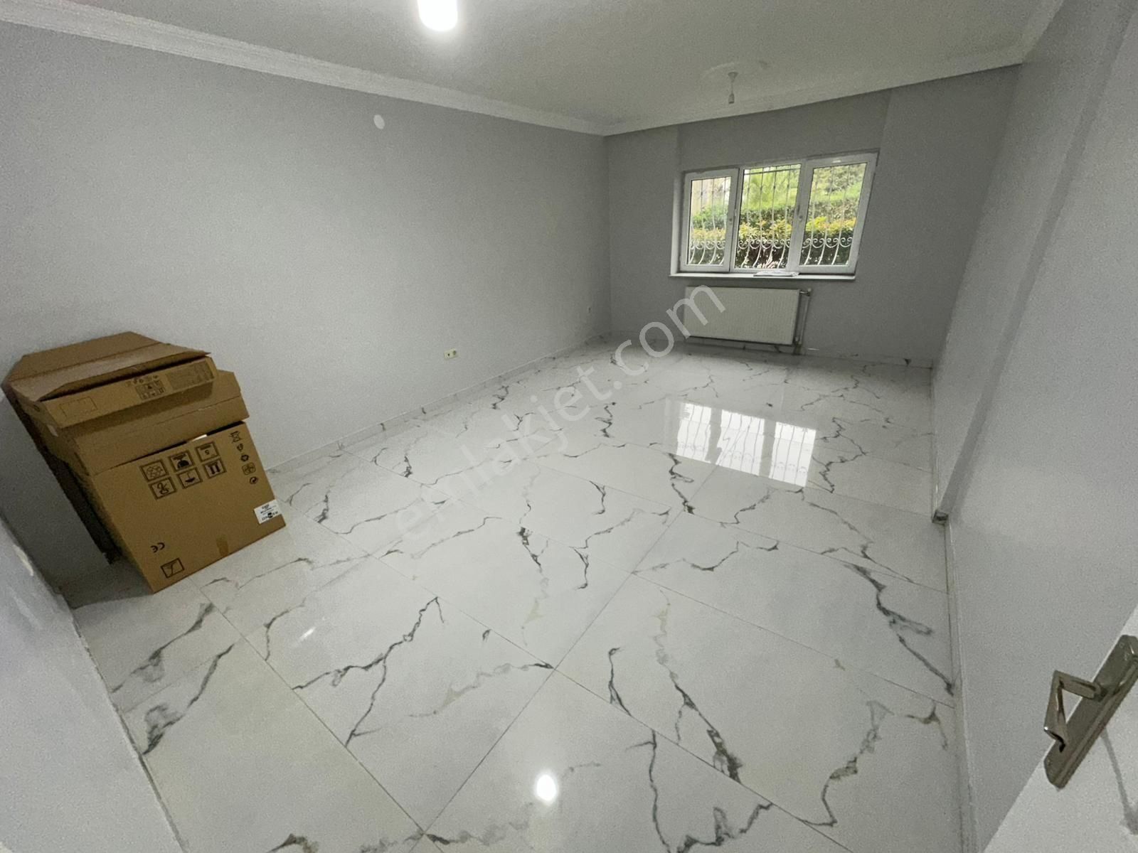 Korucuk Merkez'de Kiralık 3+1 İçi Yenilemiş Daire - Görsel 23