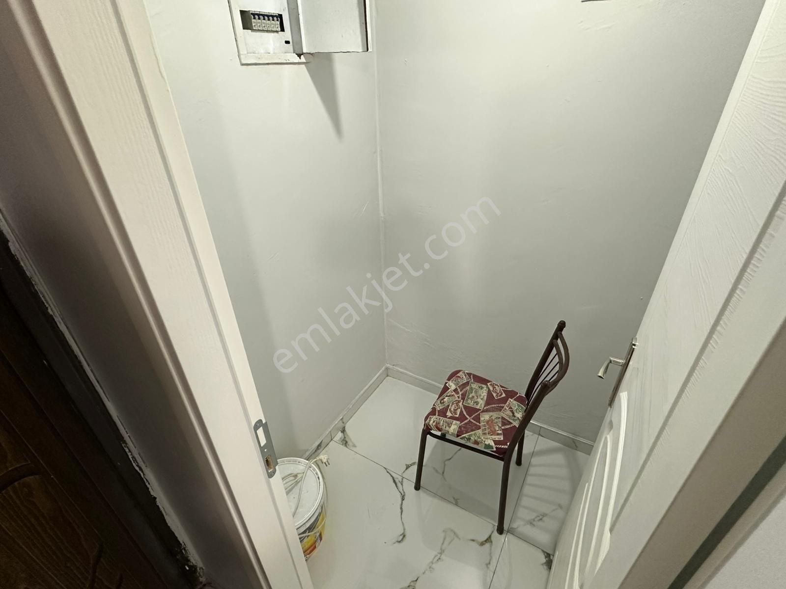 Korucuk Merkez'de Kiralık 3+1 İçi Yenilemiş Daire - Görsel 3