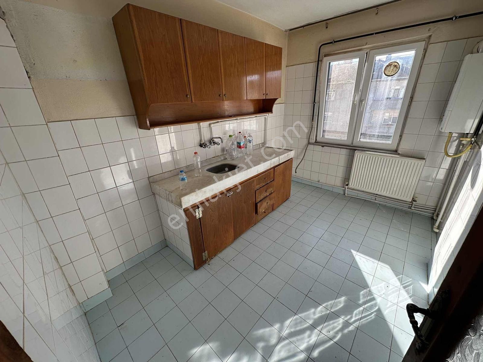 Kazımpaşada Cadde Üstü Kiralık 3+1 Daire - Turgut Gayrimenkul - Görsel 19
