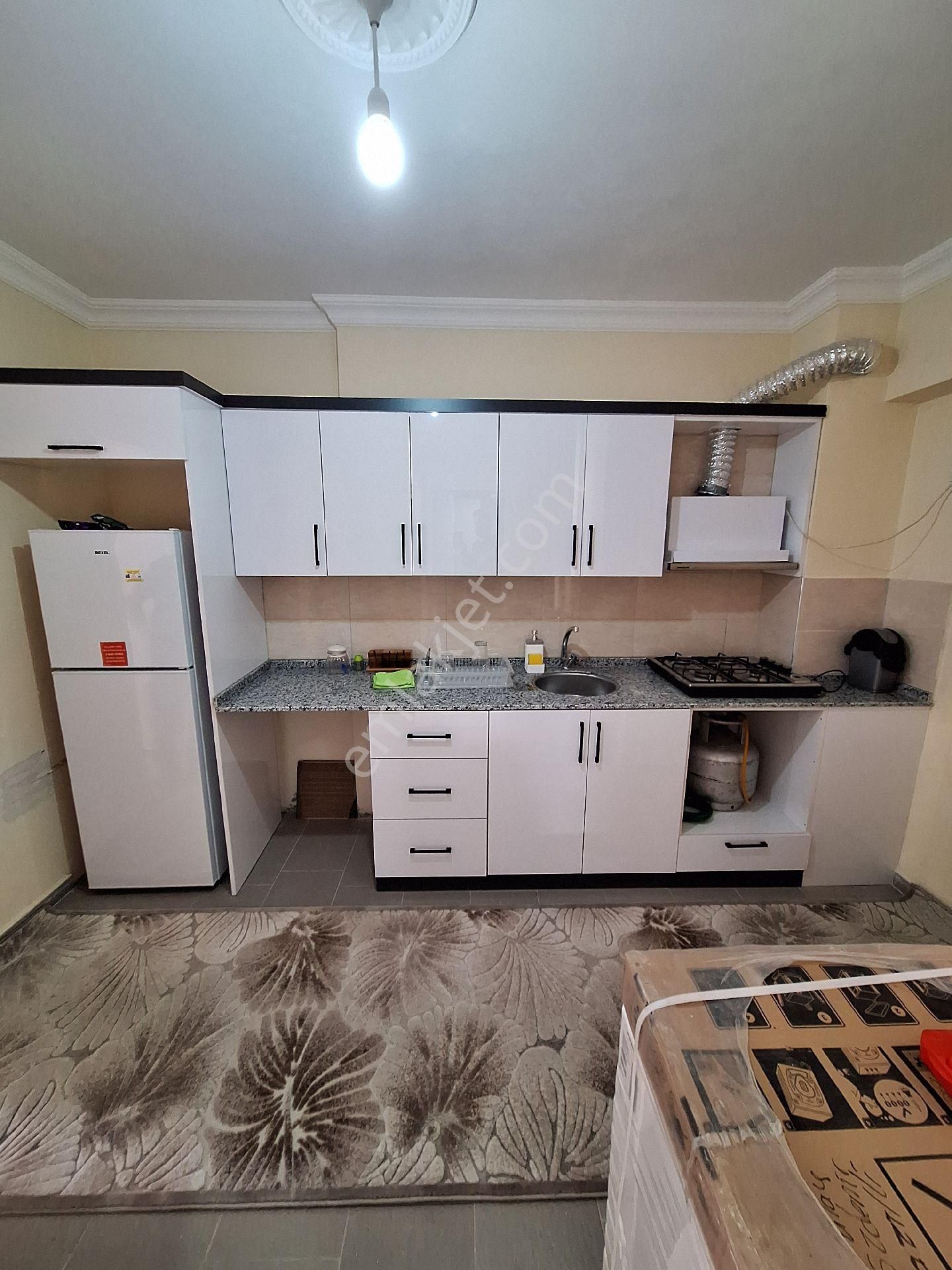 Geniş Sıfır 2+1 Daire Eşyalı Ön Cephe - Görsel 6