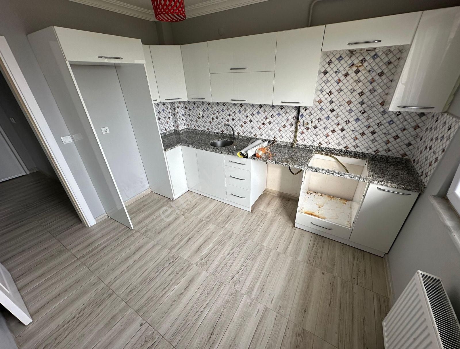 Korucukta Satılık Ara Kat Asansörlü 3+1 Daire-turgut Gayrimenkul - Görsel 19