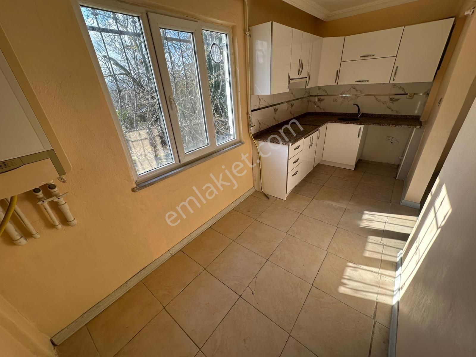 Korucuk'ta Kiralık 2+1 Daire - Turgut Gayrimenkul - Görsel 7