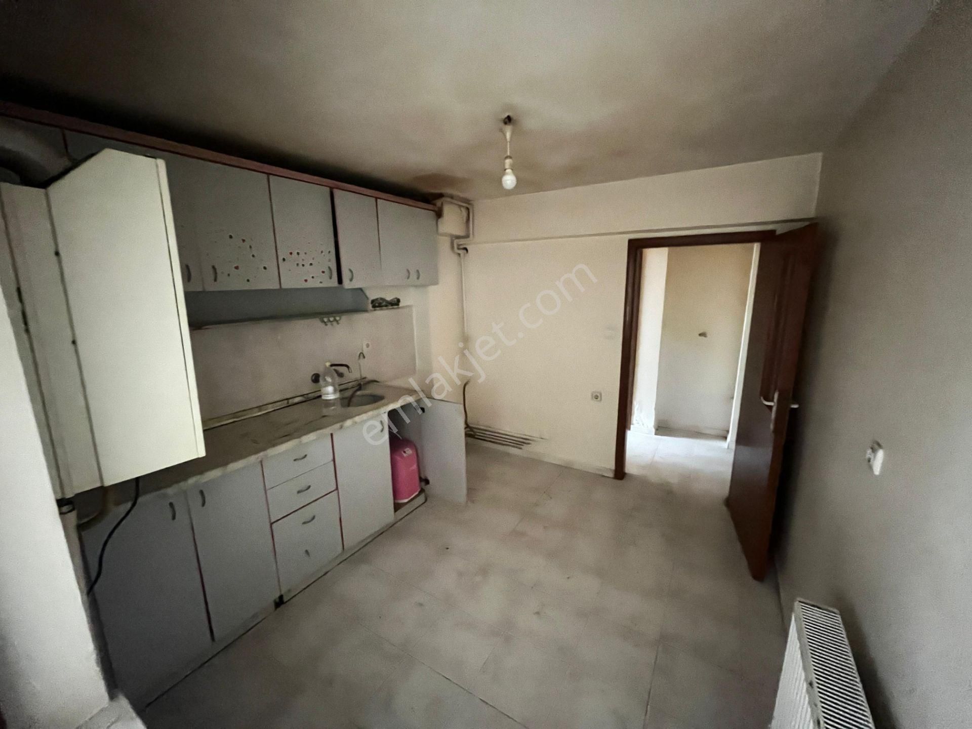 Ufuktepede Caddeye Yakın 3+1 Hesaplı Kiralık - Görsel 20