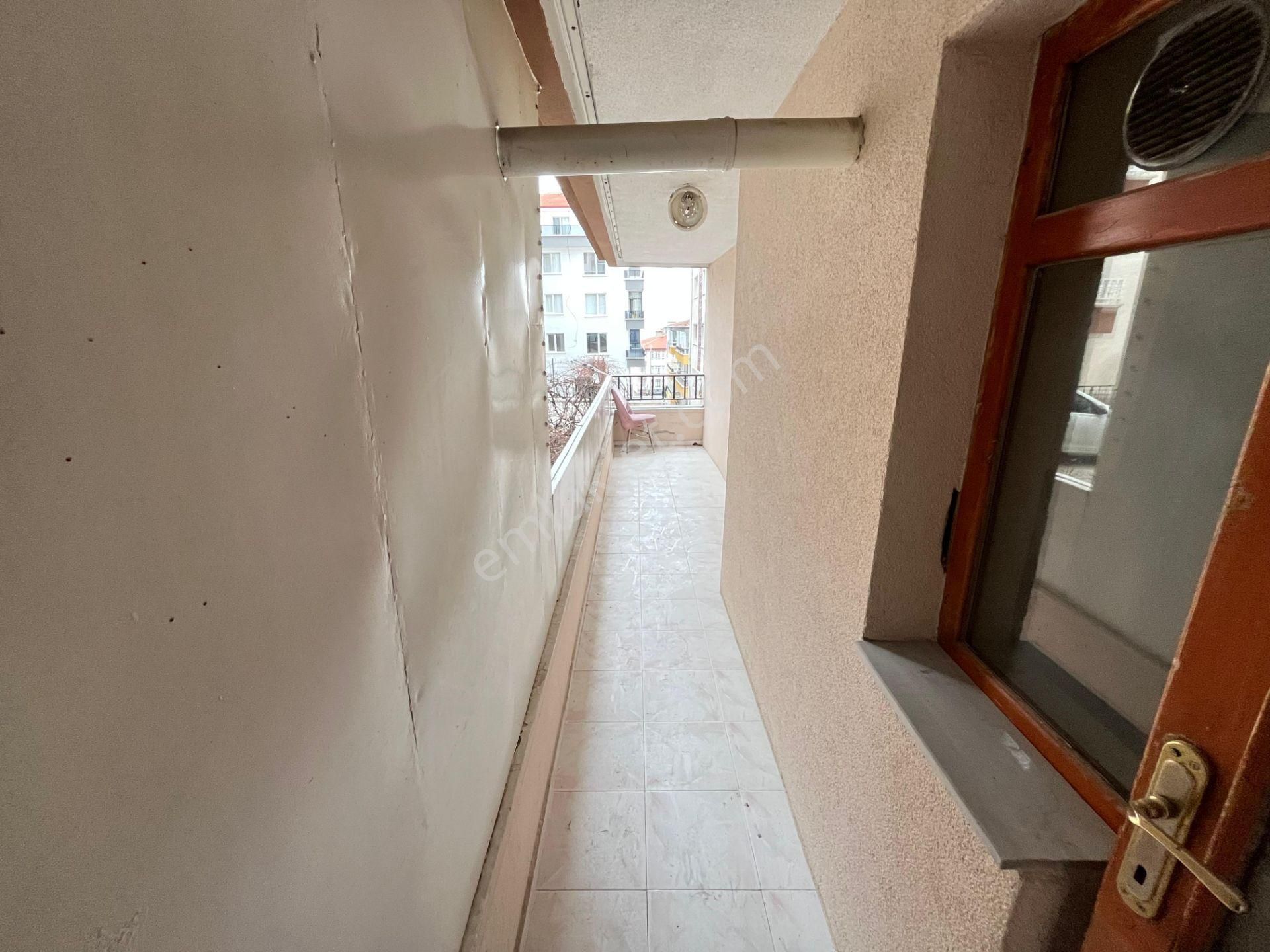 Ufuktepede Caddeye Yakın 3+1 Hesaplı Kiralık - Görsel 19