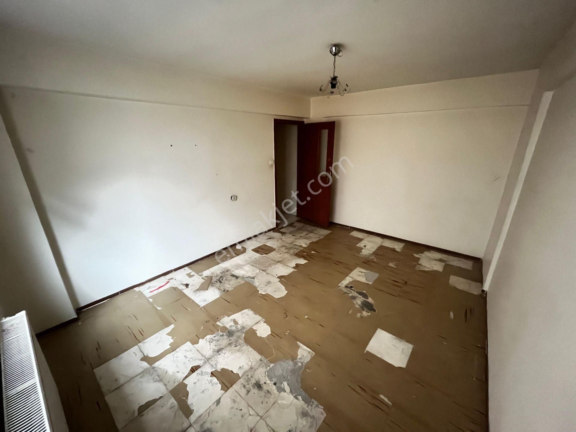 Ufuktepede Caddeye Yakın 3+1 Hesaplı Kiralık - Görsel 4