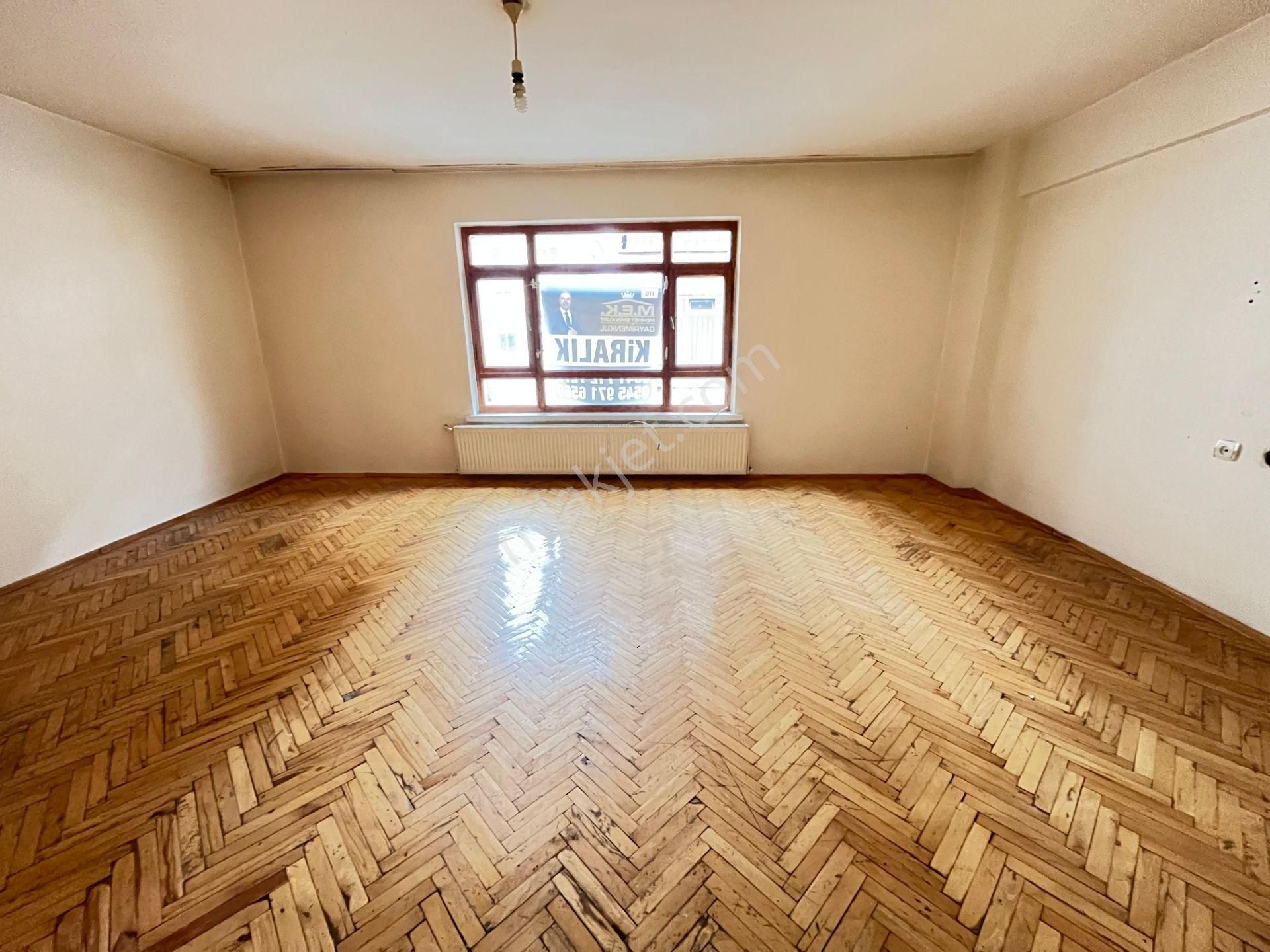 Ufuktepede Caddeye Yakın 3+1 Hesaplı Kiralık - Görsel 2