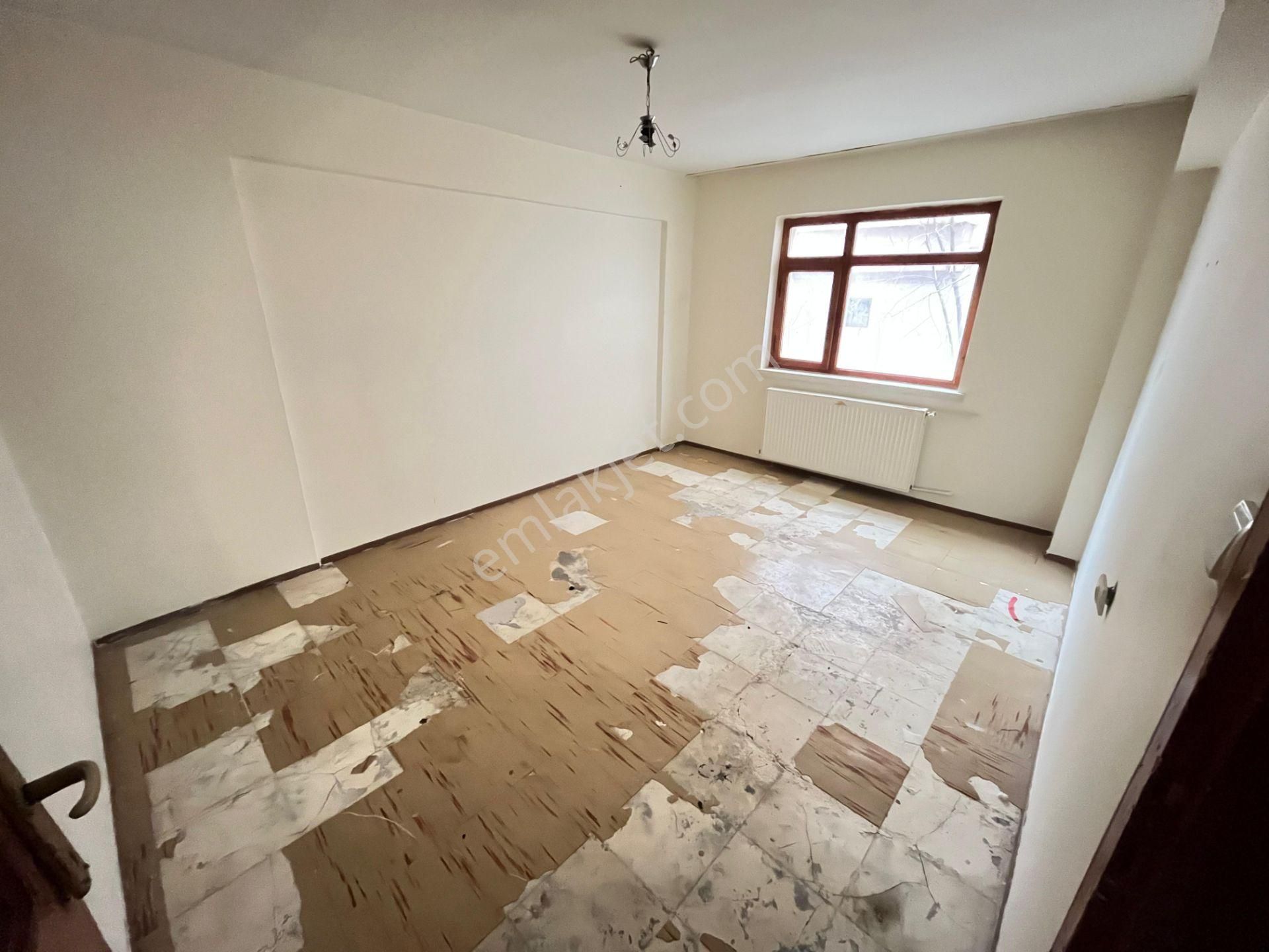 Ufuktepede Caddeye Yakın 3+1 Hesaplı Kiralık - Görsel 7