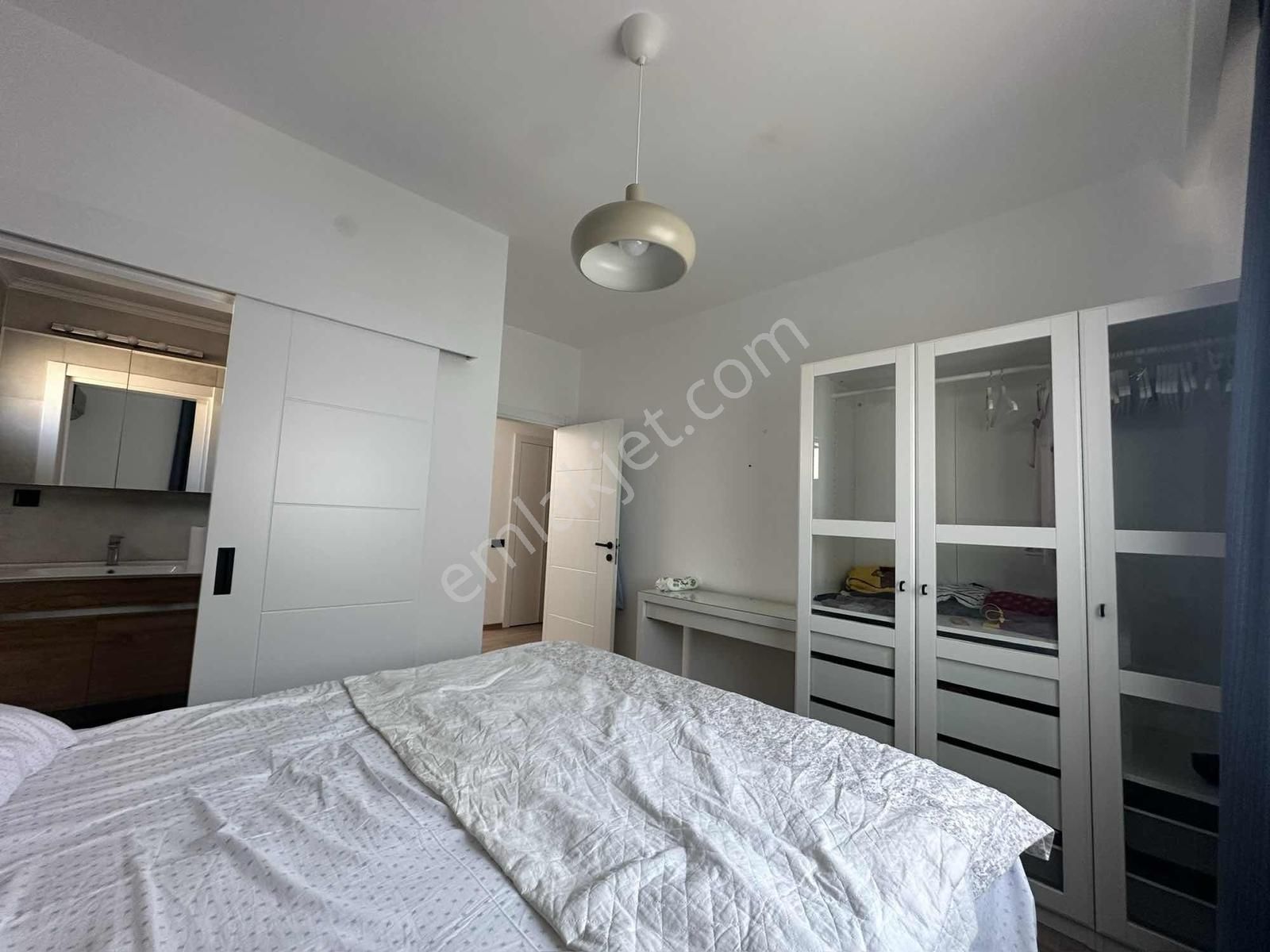 Eliz Grup'tan Gerenköyde Eşyalı Kiralık 3+1 Villa - Görsel 2