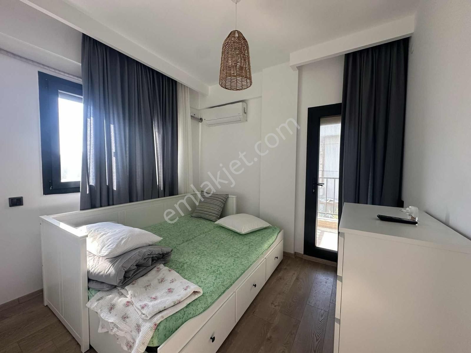 Eliz Grup'tan Gerenköyde Eşyalı Kiralık 3+1 Villa - Görsel 7