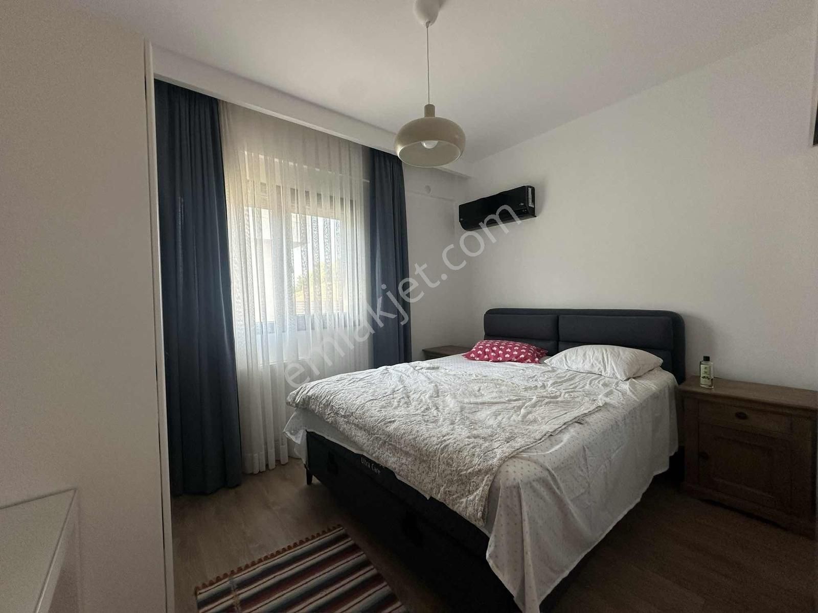 Eliz Grup'tan Gerenköyde Eşyalı Kiralık 3+1 Villa - Görsel 22
