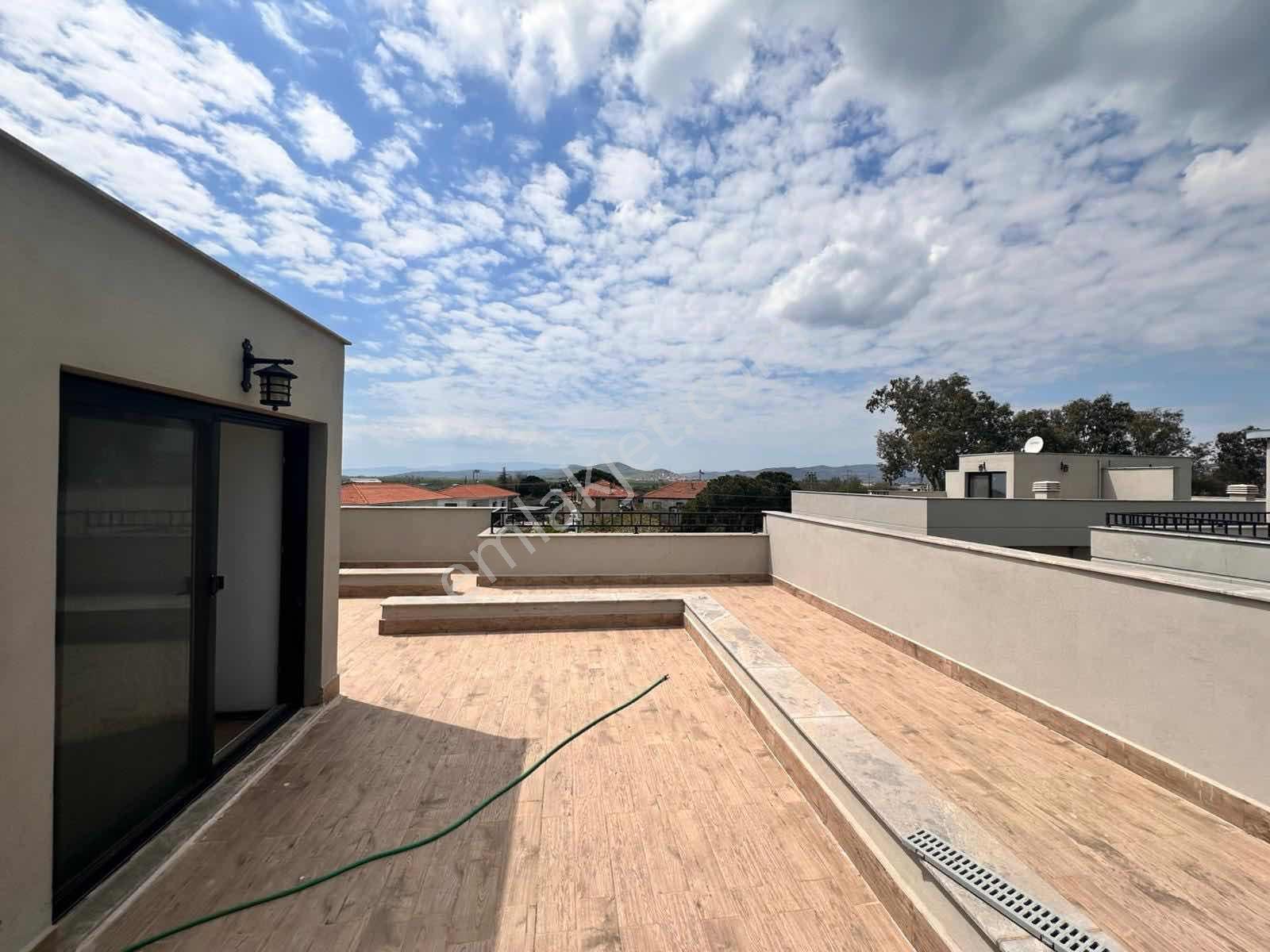 Eliz Grup'tan Gerenköyde Kiralık 3+1 Villa - Görsel 15