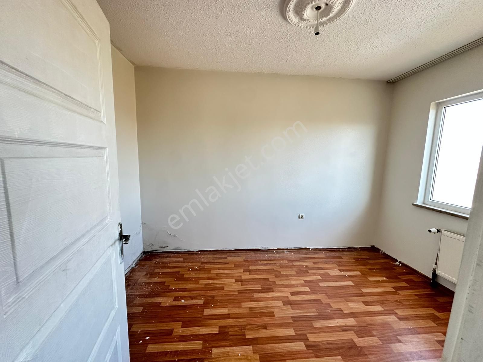 Arslan Mülk Ofisinden Toki 8. Etap Da 1+1 Ara Kat Satılık Daire - Görsel 6