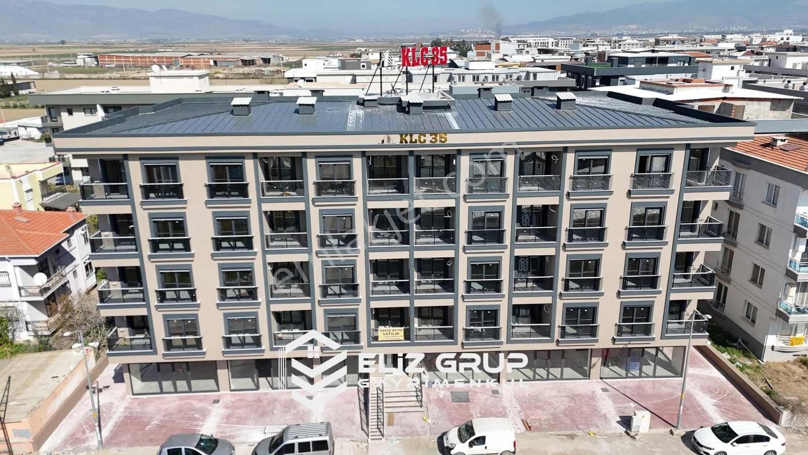 Seyrek'te Merkezi Konumda 1+1 Daire