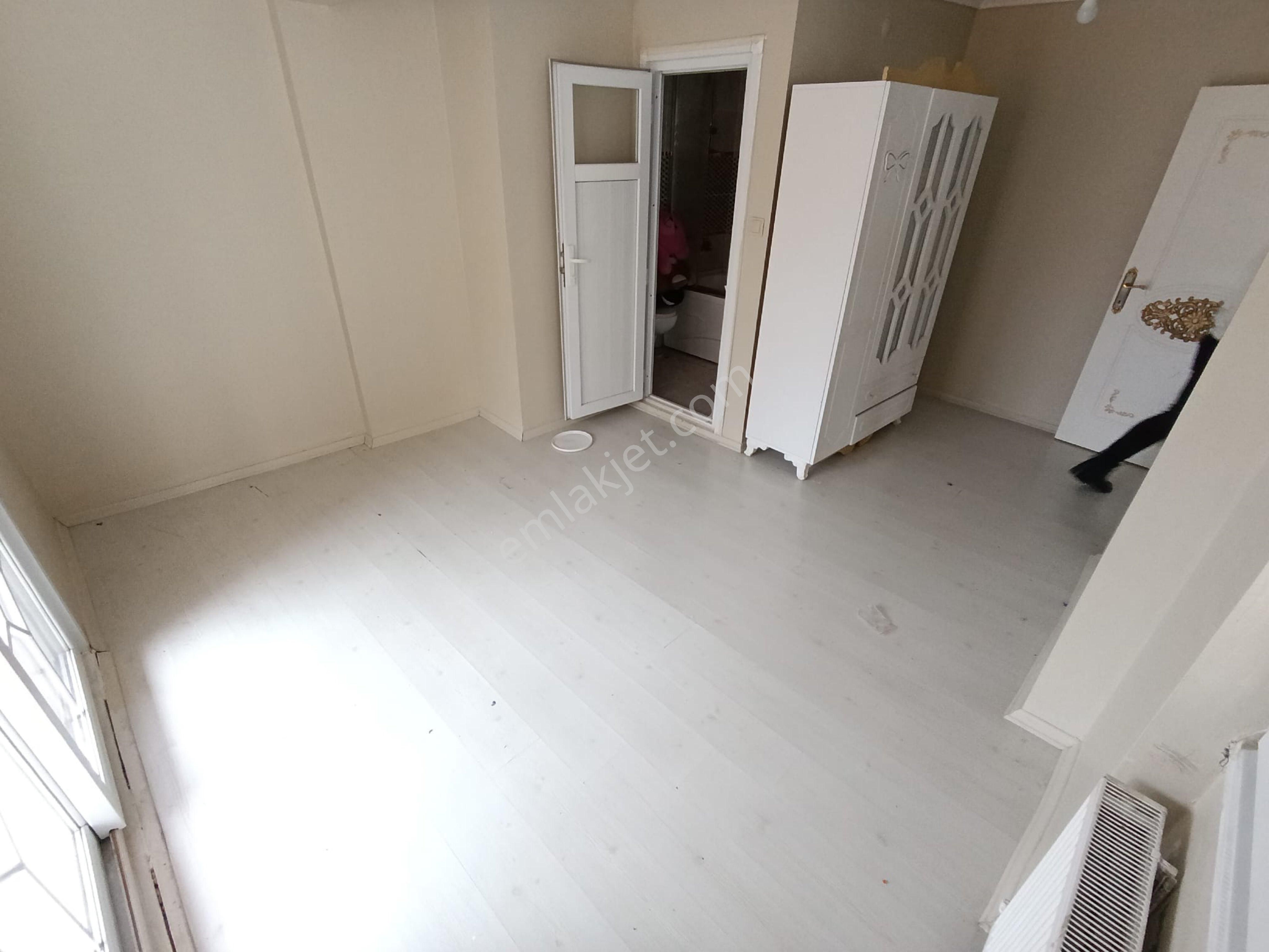 Sultançiftliği Mahallesi 4+2 200 M2 Asansörsüz Tramvaya Yakın Kiralık Dubleks Daire - Görsel 21