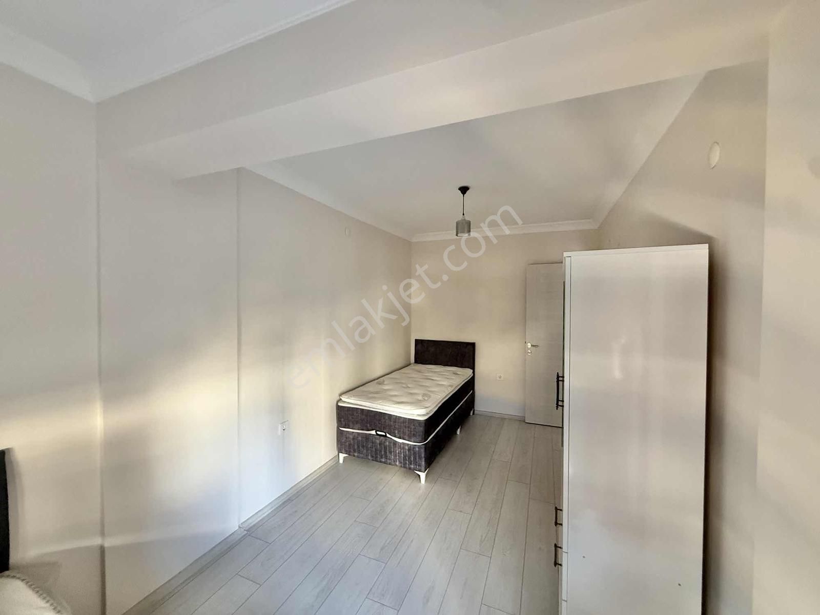 Seyrek Meydan 'da Sıfır Full Eşyalı 1+1 Kiralık Daire - Görsel 9