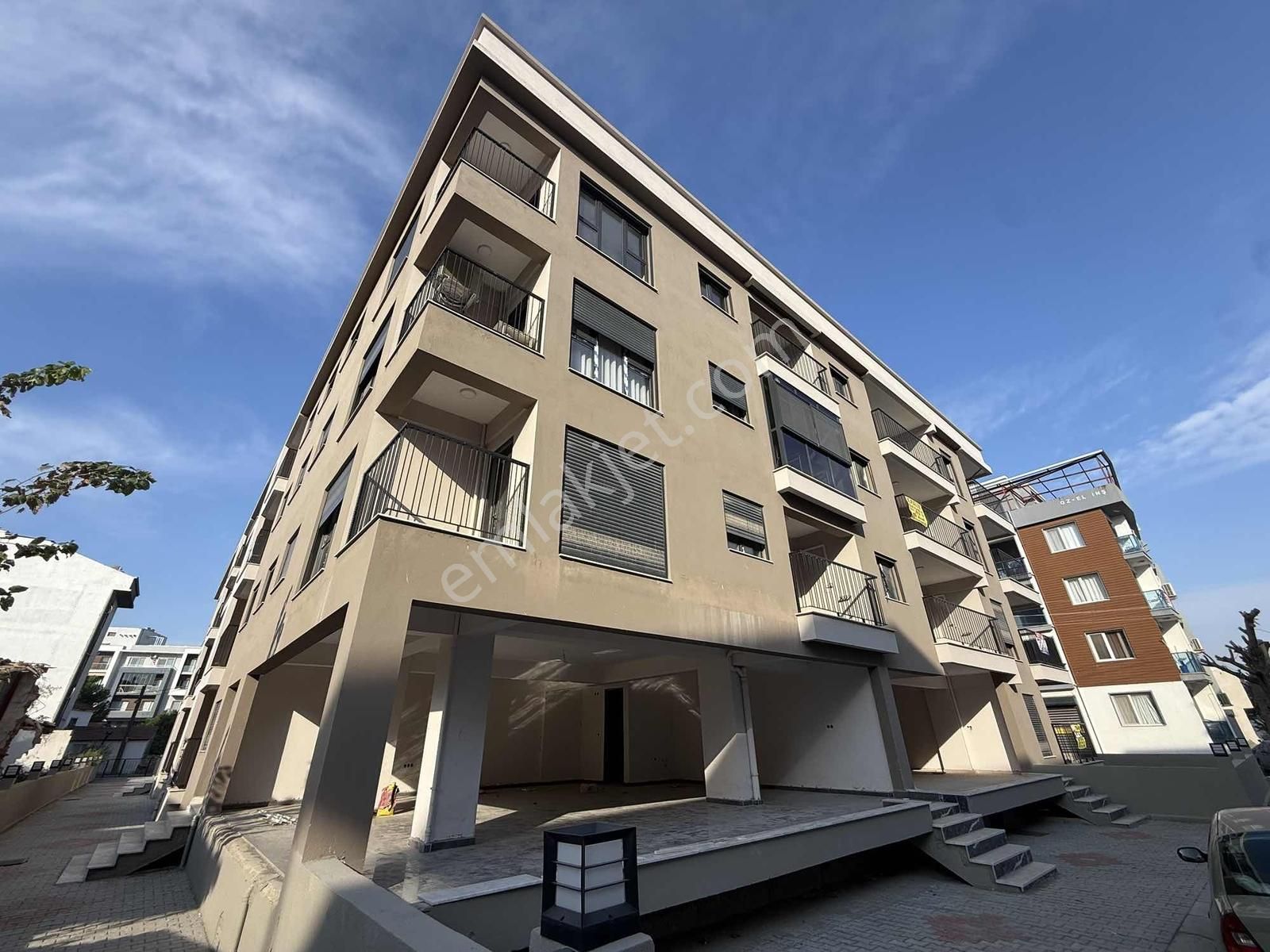 Seyrek Meydan 'da Sıfır Full Eşyalı 1+1 Kiralık Daire - Görsel 7