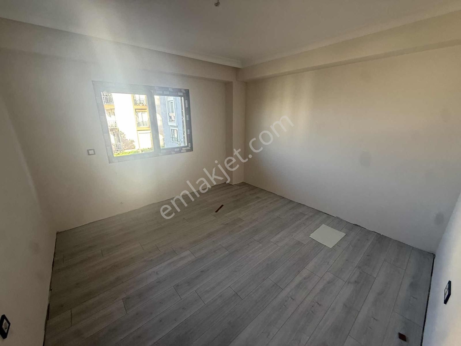 Ulukent 9 Eylül Ulukoop'ta Bahçeli Panjurlu 2+1 Satılık Daire - Görsel 4