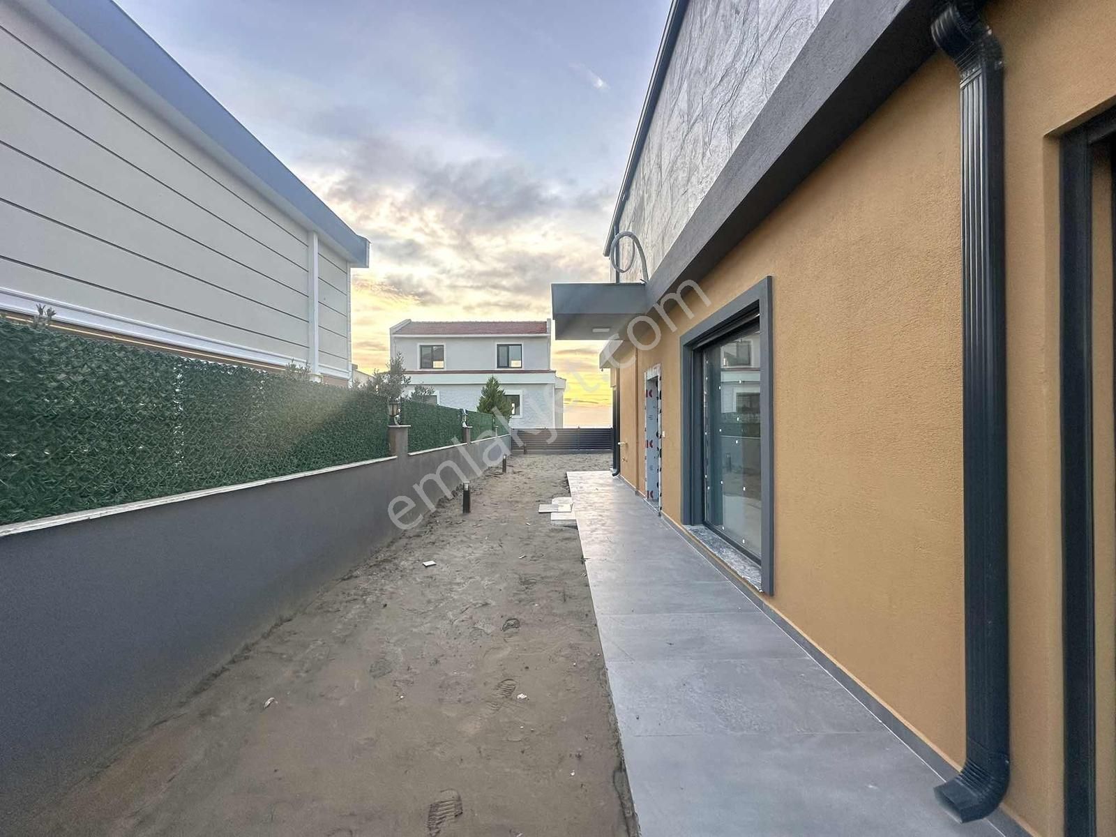 Eliz Grup'tan Satılık 3+1 Geniş Bahçeli Villa - Görsel 9