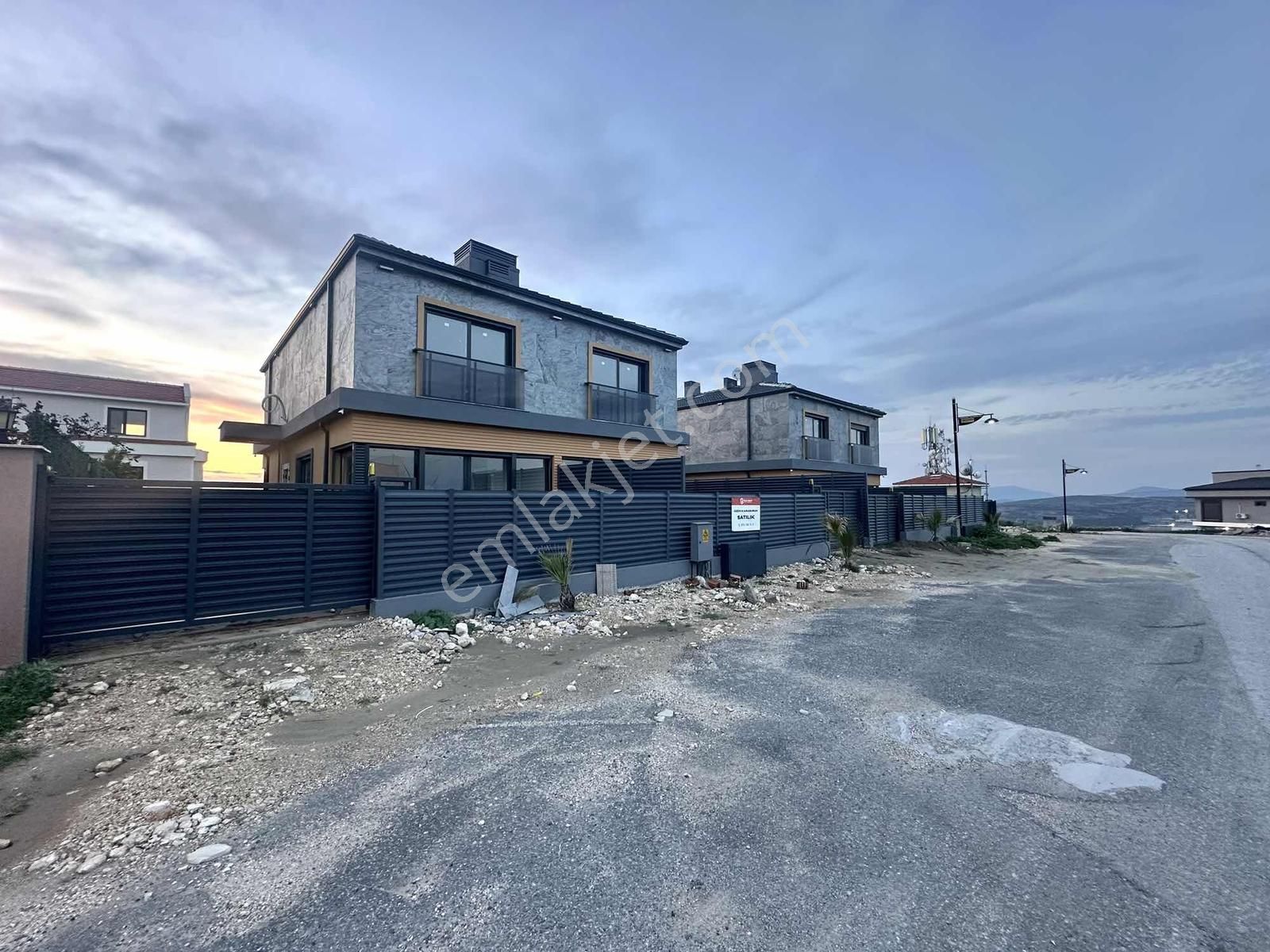 Eliz Grup'tan Satılık 3+1 Geniş Bahçeli Villa - Görsel 10