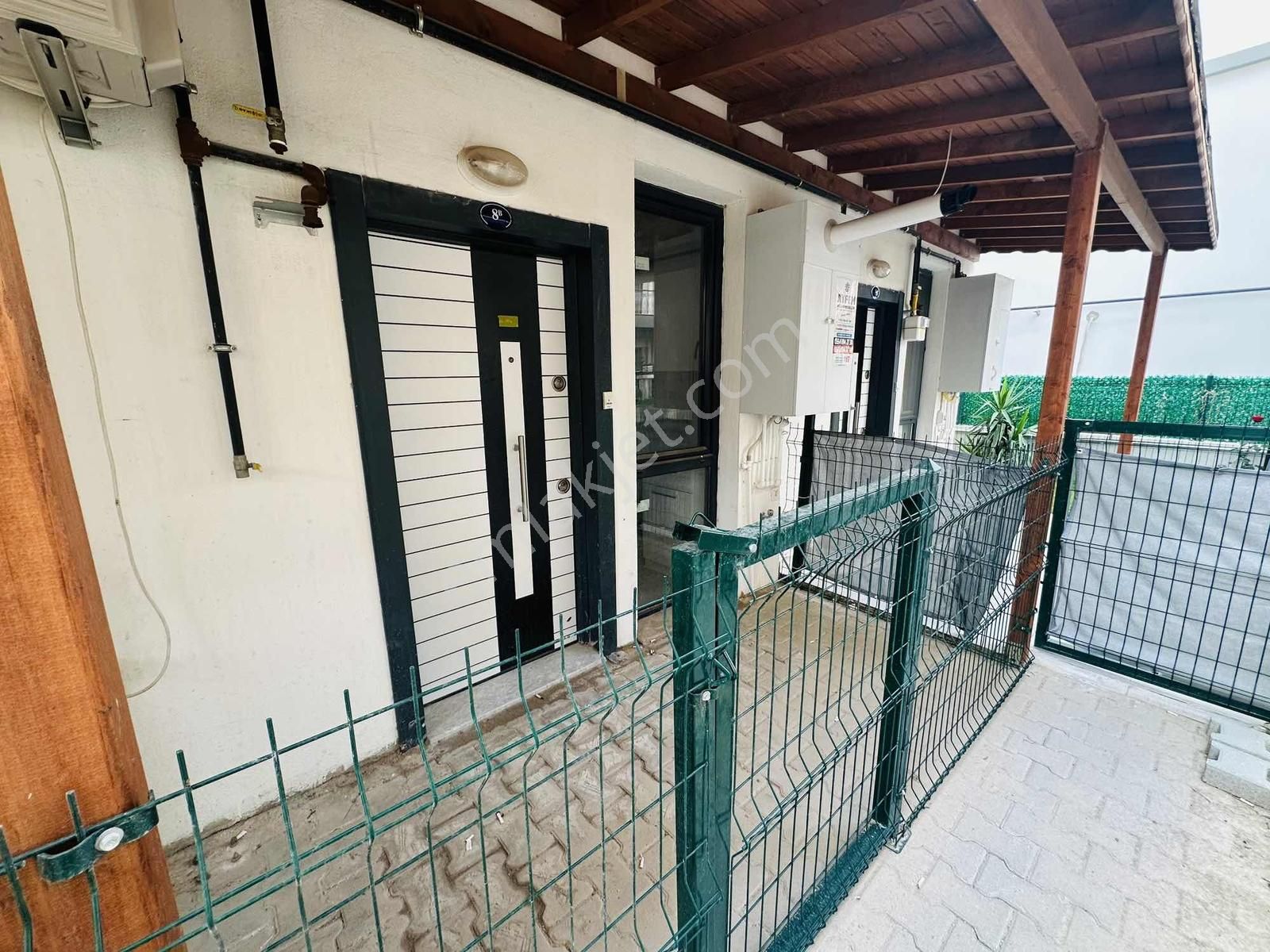 Eliz Grup'tan Kiralık 1+1 Zemin Dubleks Daire - Görsel 2