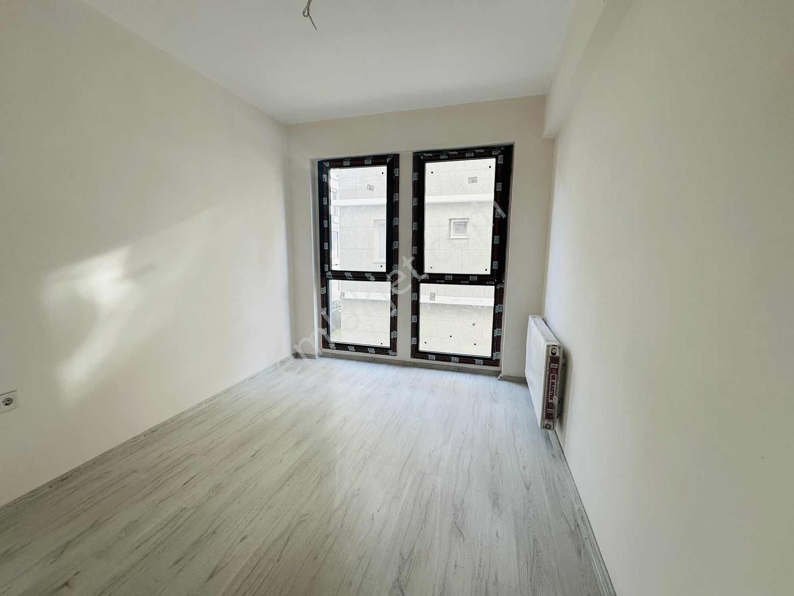 Eliz Grup'tan Kiralık 1+1 Zemin Dubleks Daire - Görsel 11