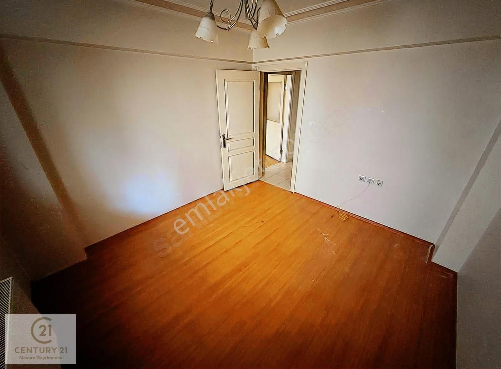 Güneşevlerde Kiralık 3+1 Oturuma Hazır Açık Otopark Doğu Cephe - Görsel 7