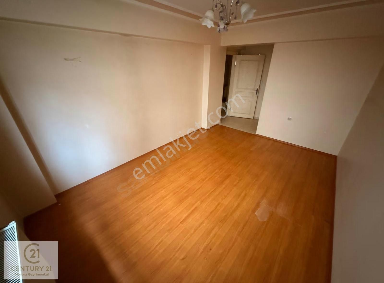 Güneşevlerde Kiralık 3+1 Oturuma Hazır Açık Otopark Doğu Cephe - Görsel 4