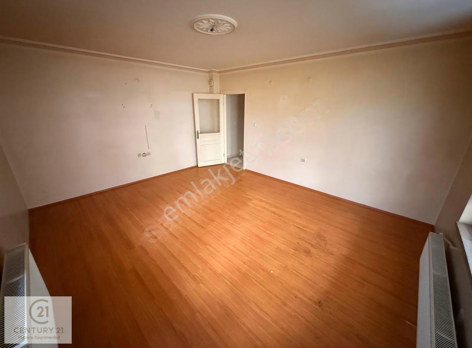 Güneşevlerde Kiralık 3+1 Oturuma Hazır Açık Otopark Doğu Cephe - Görsel 10