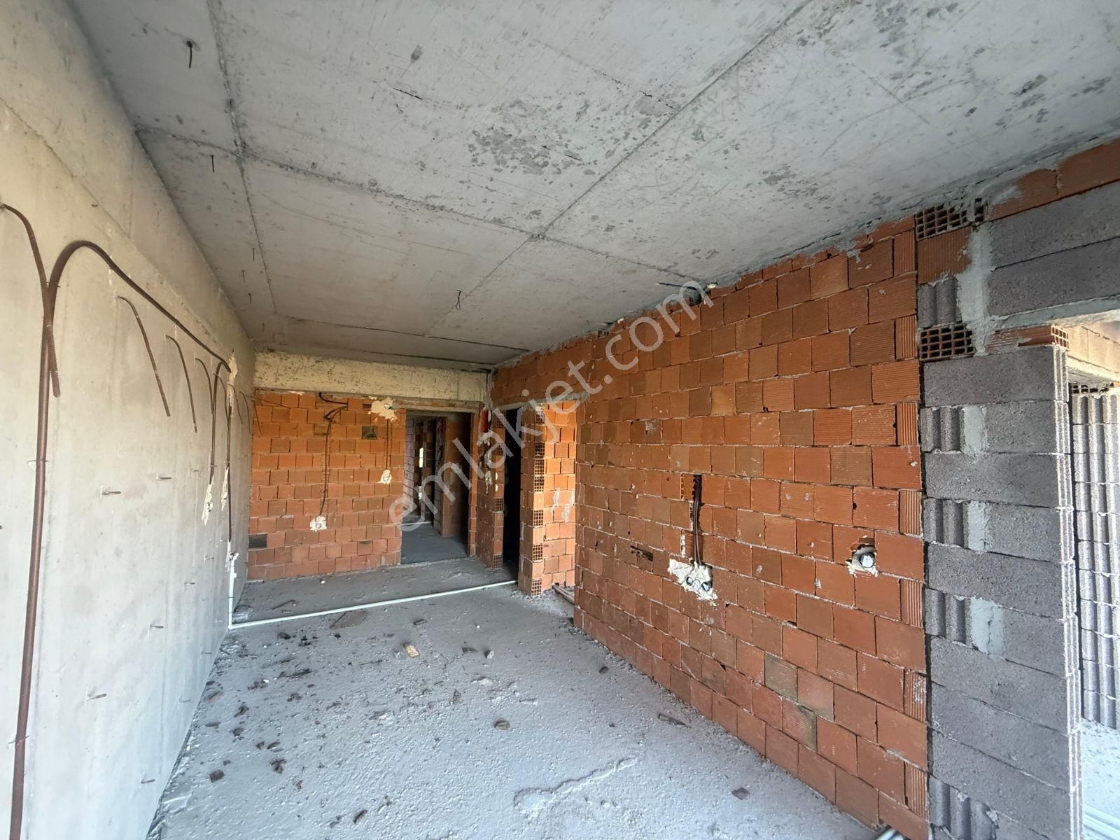 Villakentte Havuzlu Sitede Yatırıma Uygun 1+1 Daire - Görsel 2