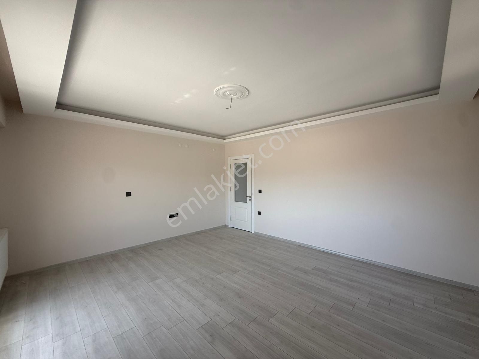 Menemen Gölparkda 2+1 Geniş Kullanışlı Daire - Görsel 16