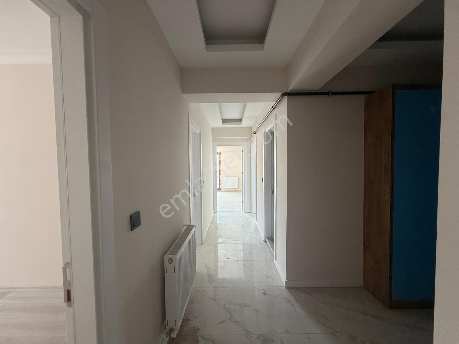 Menemen Gölparkda 2+1 Geniş Kullanışlı Daire - Görsel 9