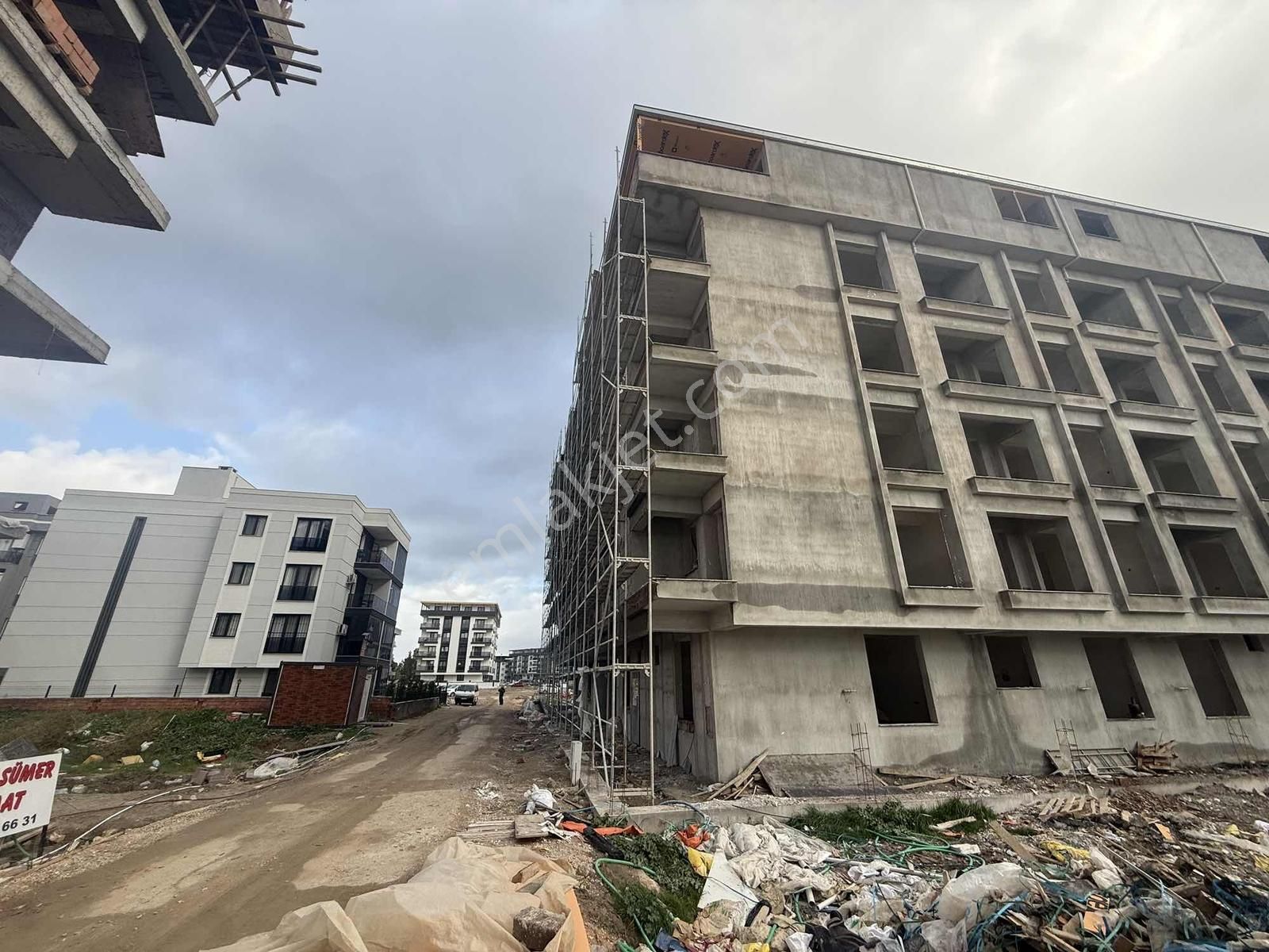 Seyrekte Hem Yatırımlık Hem'de Al-sat Uygun 1+1 Satılık Daire - Görsel 14