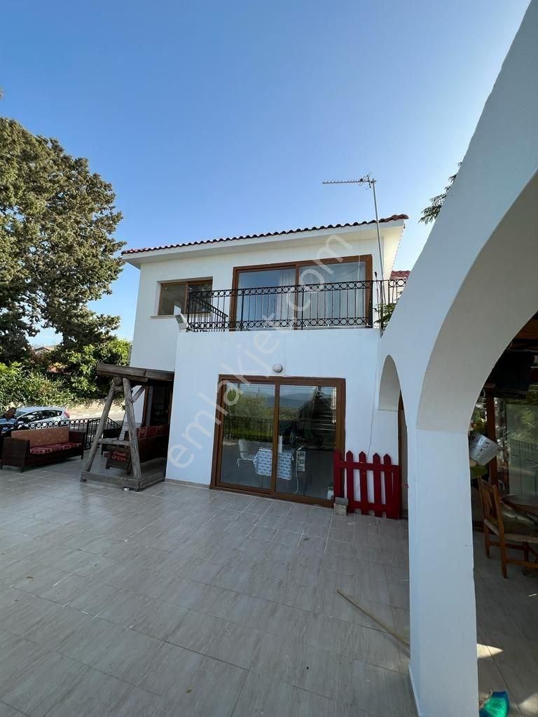 Girne Alsancak'da Deniz Ve Dağ Manzaralı Satılık 3+1 Villa - Görsel 27
