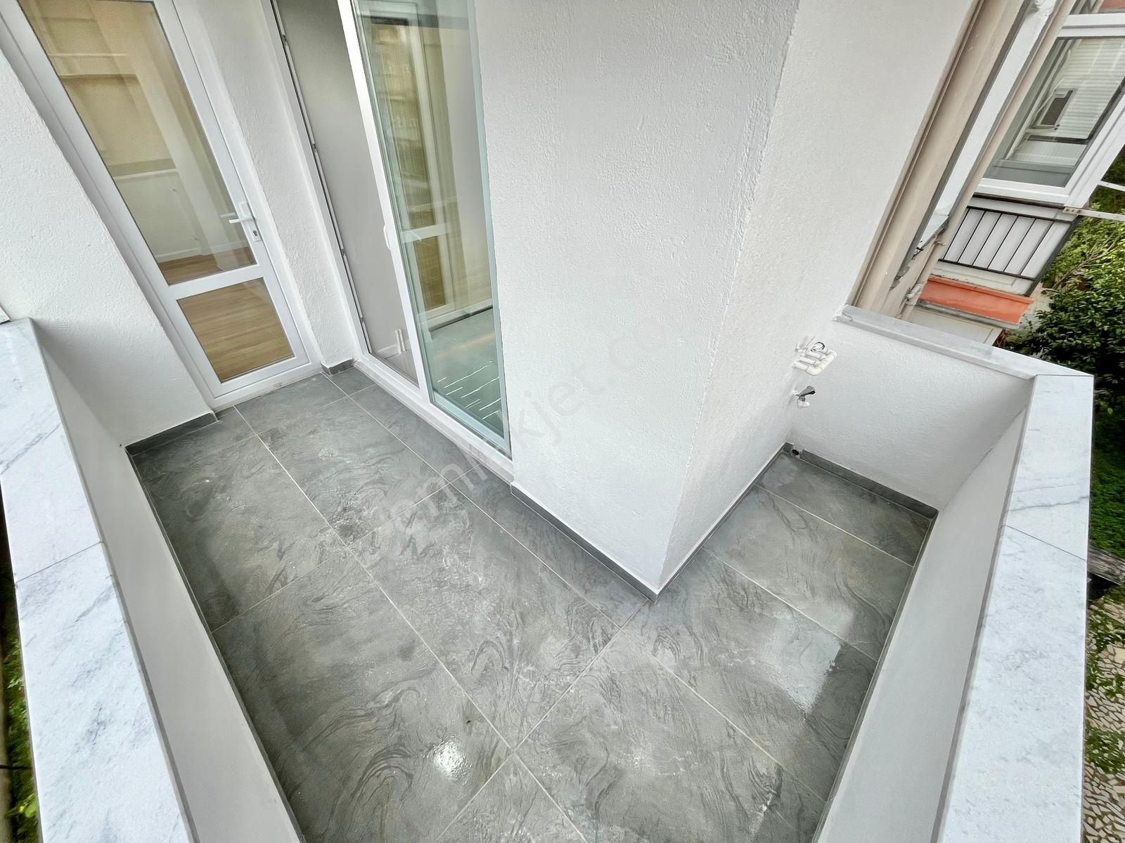 Gümüş'den Akçay'da Ayrı Mutfaklı Ebeveyn Banyolu Lüks 2+1 Daire - Görsel 33