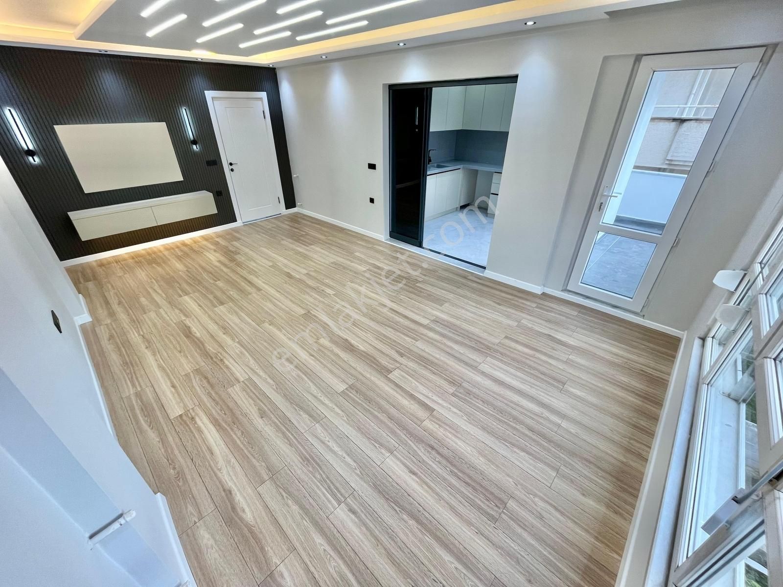 Gümüş'den Akçay'da Ayrı Mutfaklı Ebeveyn Banyolu Lüks 2+1 Daire - Görsel 3